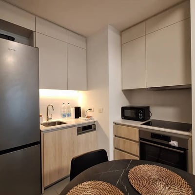 Location d’un appartement moderne de 3 pièces, 79 m², Belgrade, Serbie